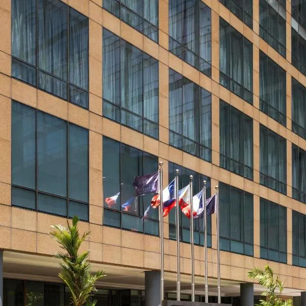 Raffles Makati，位于马尼拉的酒店