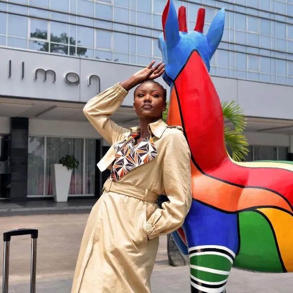 金沙萨格兰德铂尔曼酒店，位于金沙萨的酒店