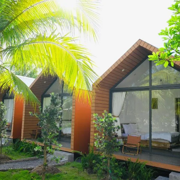 Biển Tôm ốc Homestay Bến Tre - Hồ Bơi & BBQ Garden，位于Ấp Sơn Thuận (2)的酒店