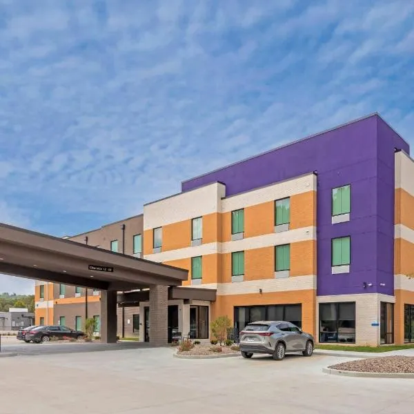 Sleep Inn & Suites，位于Ashland City的酒店