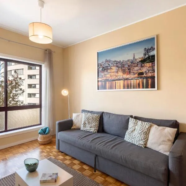 Destiny Oporto，位于马亚的酒店