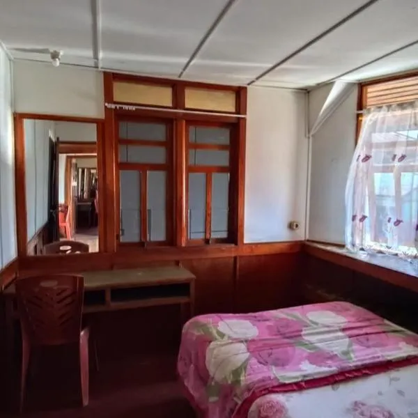 Rima Hostel Ruteng，位于鲁滕的酒店