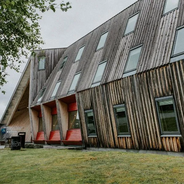 Preikestolen Hotel & BaseCamp，位于约尔珀兰的酒店