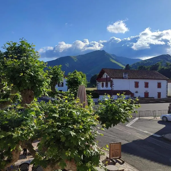 Gîte chez Maritxu，位于圣艾蒂安德拜戈里的酒店