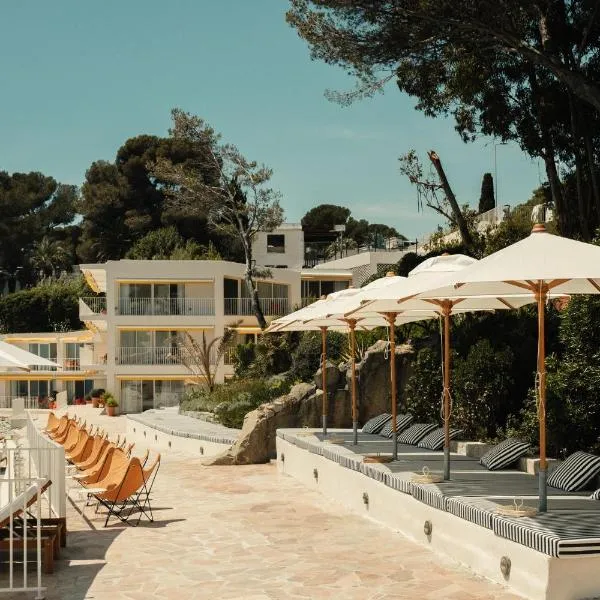 Les Roches Rouges, a Beaumier hotel，位于圣拉斐尔的酒店