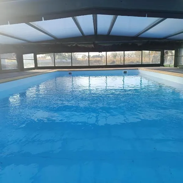 Le Bonheur En Bretagne，位于Rouillac的酒店