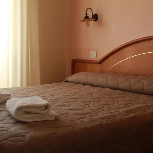 贝尼尼餐厅酒店，位于坎帕尼亚诺·迪罗马的酒店