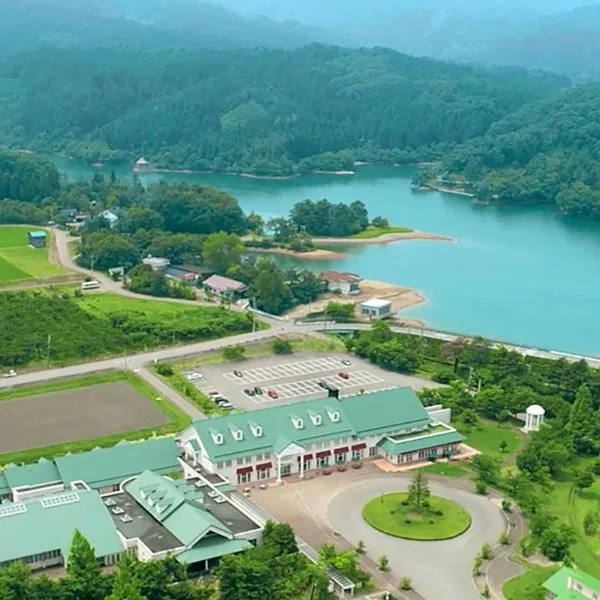 Satoyama Auberge & Hot Spring Wellness Spa Sakuragaike Kurgarden，位于南砺的酒店