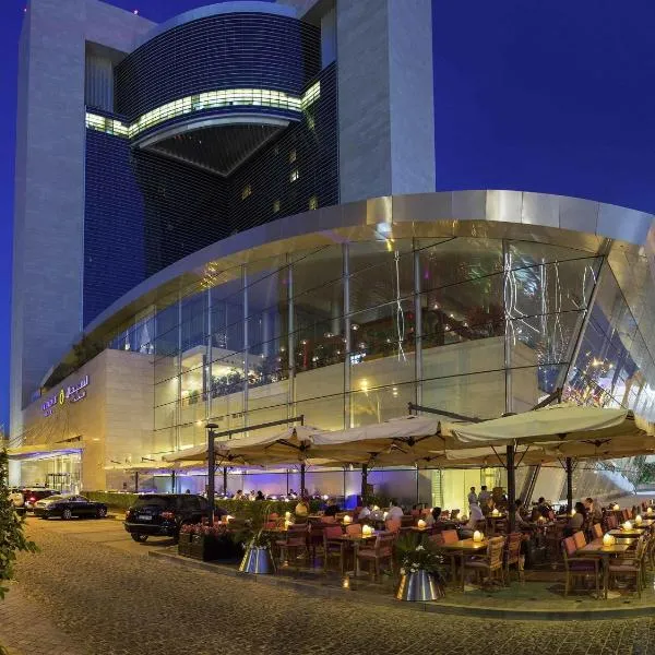 La Cigale Hotel Managed by Accor，位于多哈的酒店