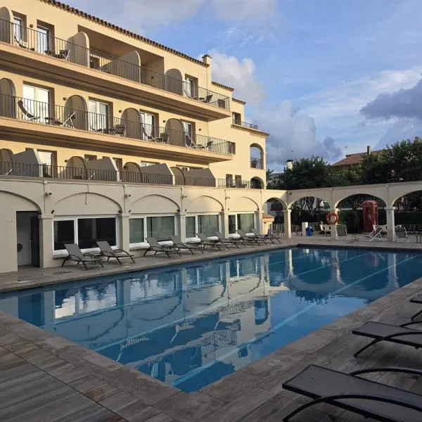 运河奥林匹克大酒店，位于卡斯特尔德费尔斯的酒店