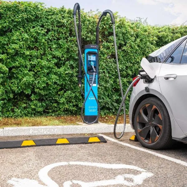 Ibis Lyon Villefranche Sur Saone，位于Limas的酒店