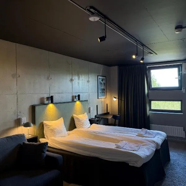 Playhotel，位于米约尔比的酒店