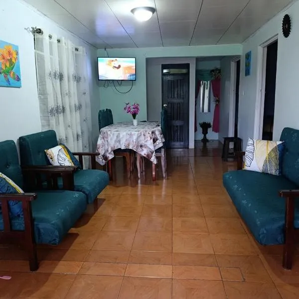 Alojamiento completo rodeado de naturaleza，位于Coto Brus的酒店