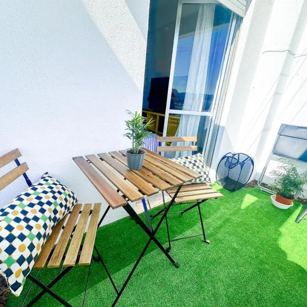 Apartamento com terraço em Lisboa，位于阿马多拉的酒店