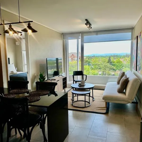 Espléndido y central depto en distrito Icono，位于洛斯安赫莱斯的酒店