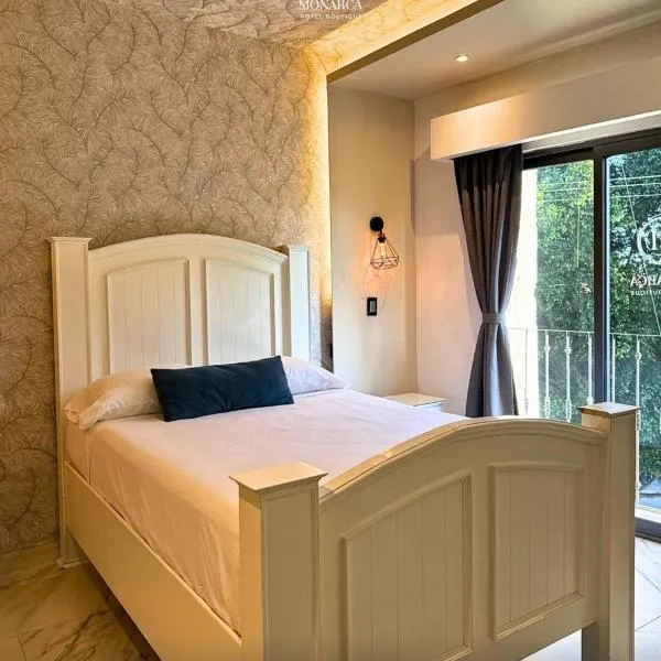 Hotel Boutique Casa Monarca，位于El Paraíso的酒店