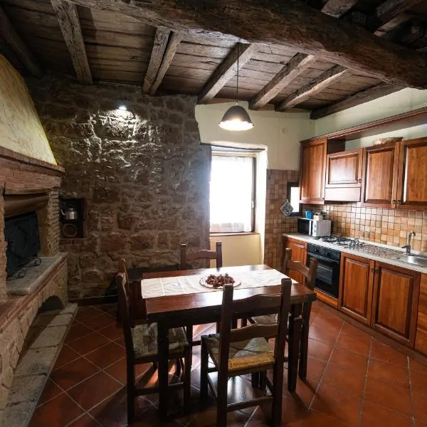 Davide Home Sutri Home Sweet Home Viterbo，位于苏特里的酒店
