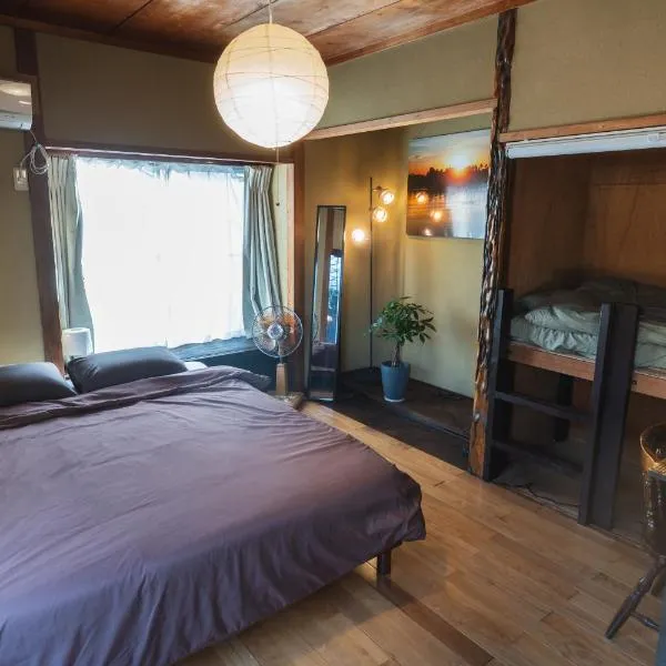 一棟貸し宿 Guest House Mado，位于Soja的酒店