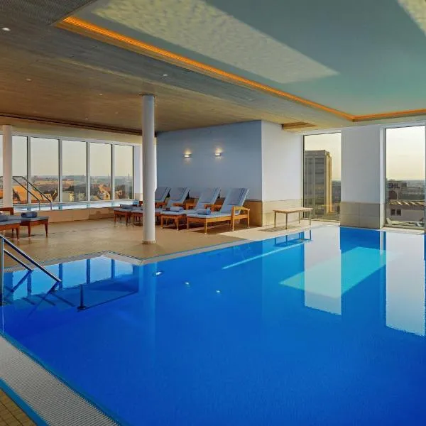 纽伦堡喜来登酒店，位于纽伦堡的酒店