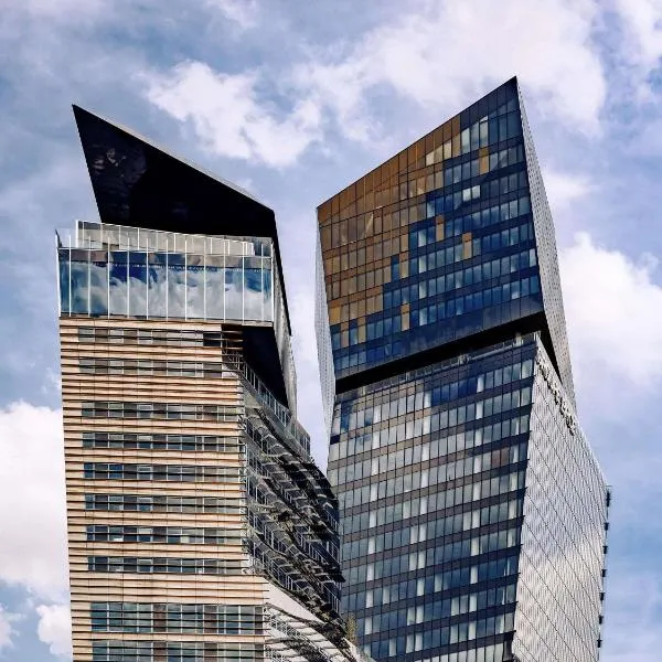 Too Hotel & Spa Paris - MGallery Collection，位于巴黎的酒店