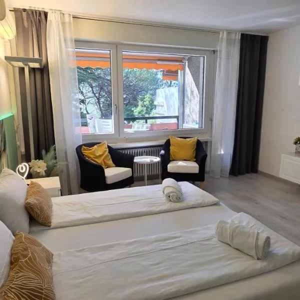 Residenza Lago di Lugano，位于比索内的酒店