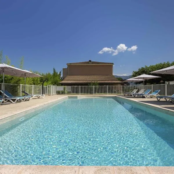 西斯特龙宜必思酒店，位于锡斯特龙的酒店