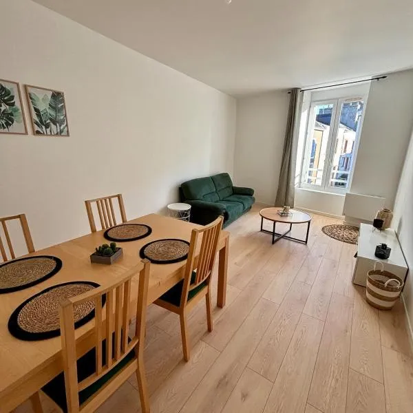 Charmant appartement tout confort，位于沙托布里昂的酒店