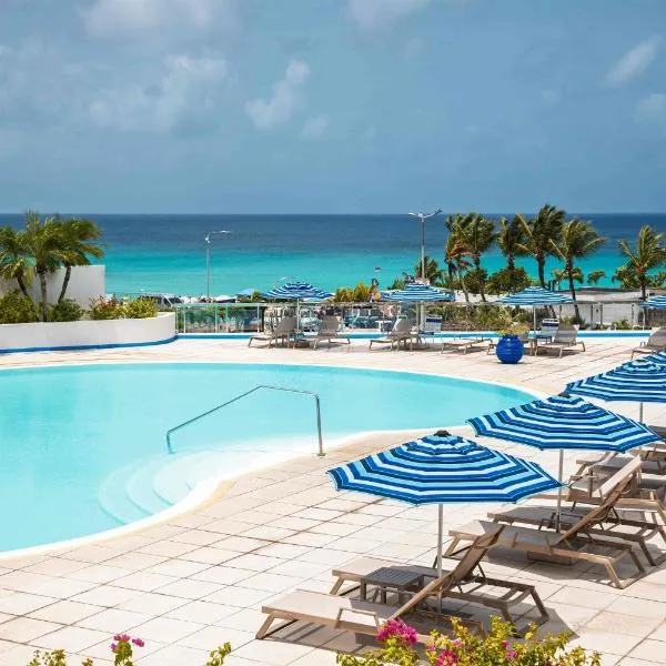 Royal Islander Club Resort La Terrasse，位于Lowlands的酒店