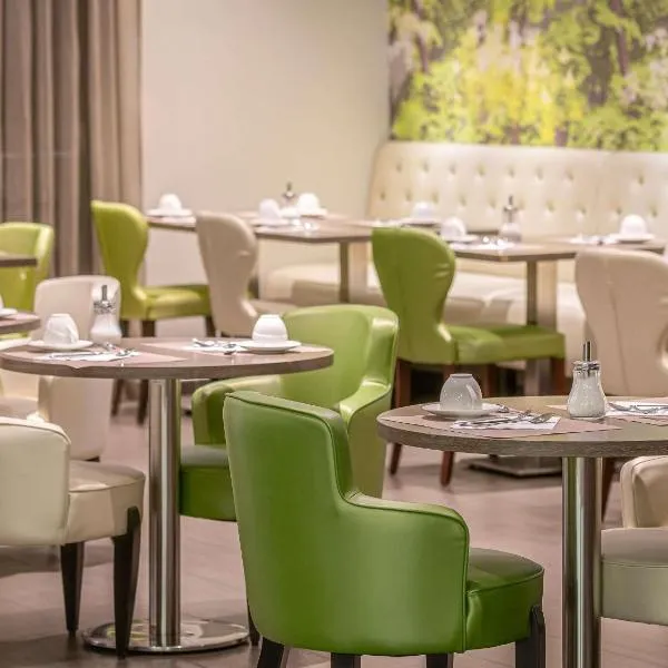 克莱蒙费朗美居中心焦德广场酒店，位于克莱蒙费朗的酒店