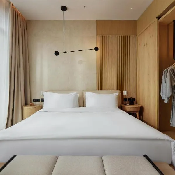 SIRO Porto Montenegro，位于蒂瓦特的酒店