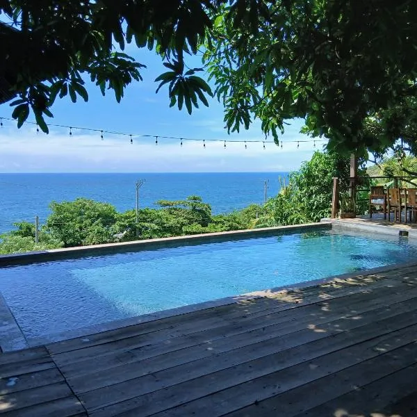 El Xalli Hotel，位于埃尔蒙特的酒店