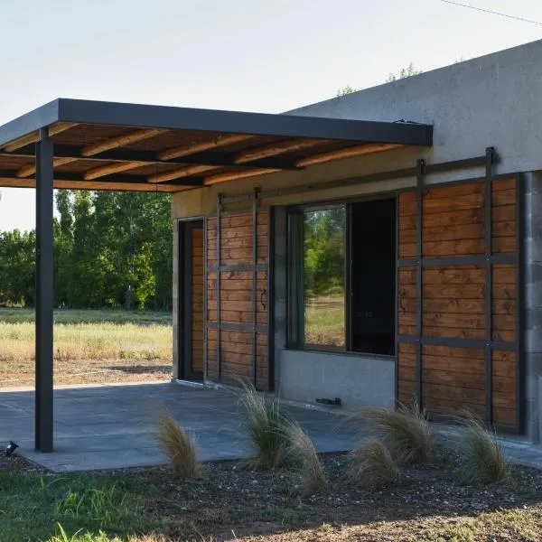 Mahuida Lodge Valle de Uco，位于Colonia Las Rosas的酒店