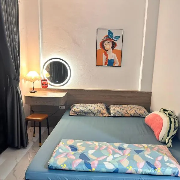 Phương house，位于Long Biên的酒店