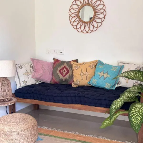 Drifters Surf Eat Stay，位于Kappil的酒店