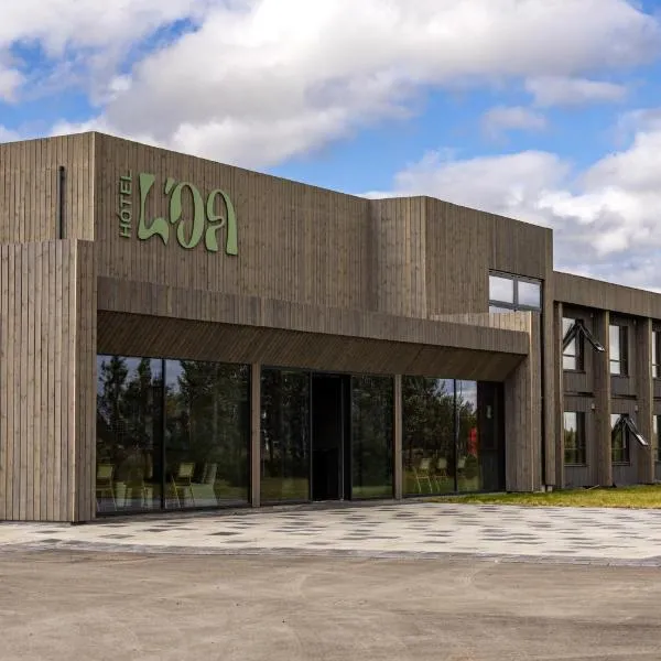 Hotel Loa，位于霍尔斯沃德吕尔的酒店