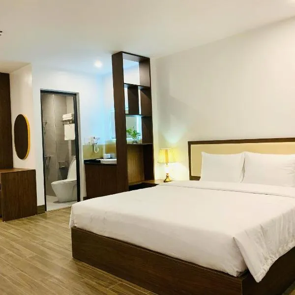 Fiorus Airport Hotel，位于Sóc Sơn的酒店