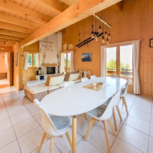 Grand chalet familial et convivial à La Tzoumaz，位于拉茨欧马兹的酒店