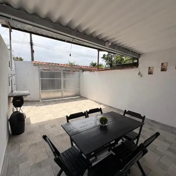 Casa em Angra dos Reis, no parque mambucaba，位于安格拉杜斯雷斯的酒店