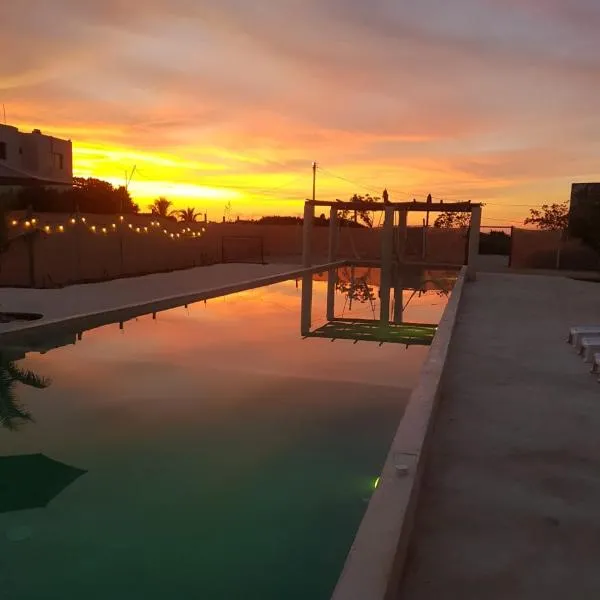 Villas Coral,位于Dzidzantún的酒店