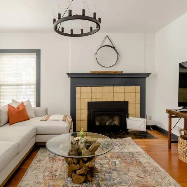 Stay Portland - Spacious Restored Craftsmen - Craft Beer & Coffee，位于波特兰的酒店