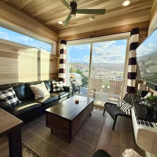 Escalante Escapes Tumble Weed- Bunk Escape，位于埃斯卡兰特的酒店