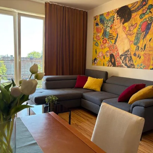 EUROPA22 Pokoje do wynajęcia - Hostel w centrum miasta，位于马佐夫舍地区托马舒夫的酒店