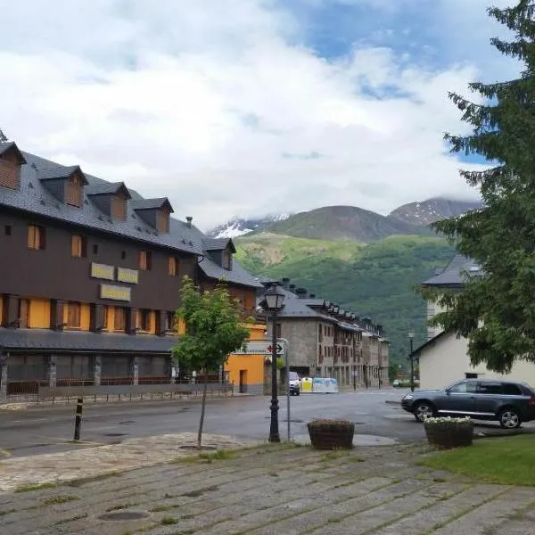 Hotel Sarao 3000，位于伊斯卡日拉的酒店
