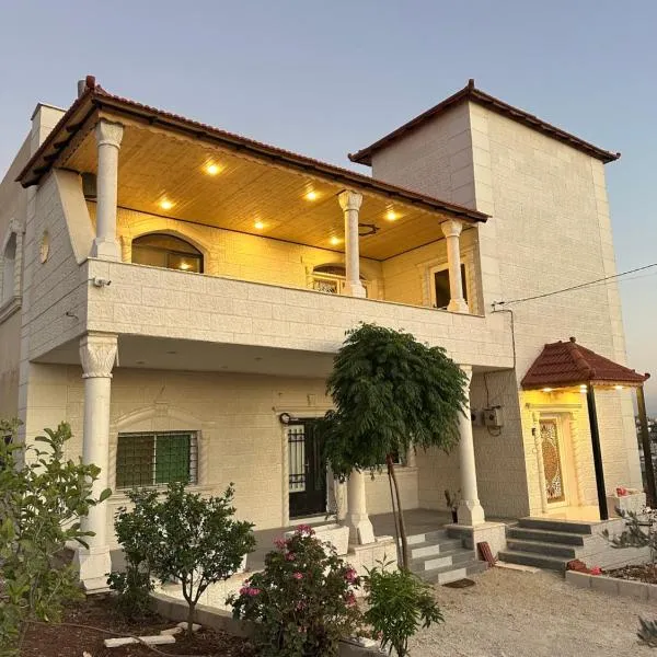 Pasha's house，位于Balad al Manşūrah的酒店