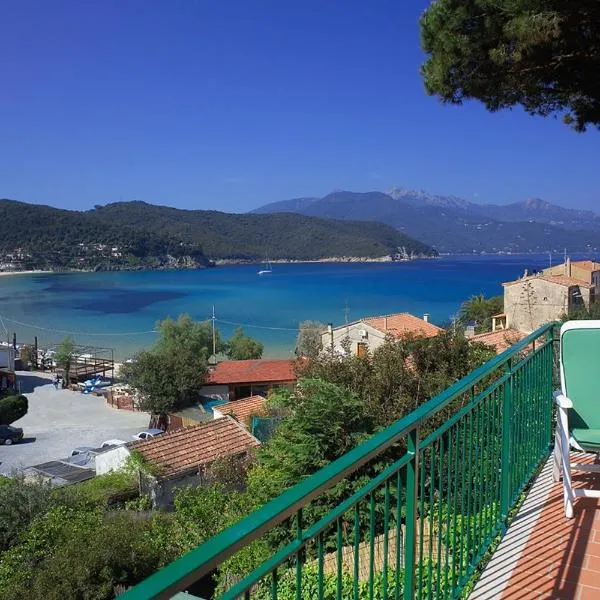 丹尼拉酒店，位于费拉约港的酒店