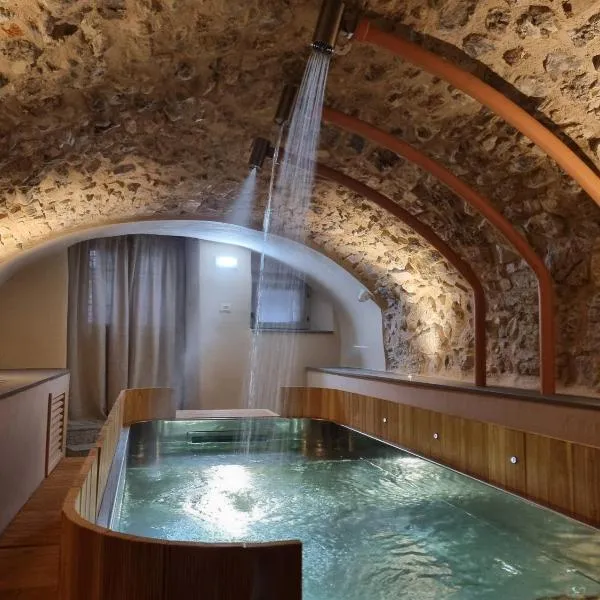 卢侃达阿尔卡斯特酒店，位于特雷莫西内的酒店