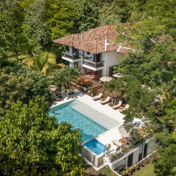 Casa Jacaranda Hotel Boutique -Cauca Viejo- Mayores de 14 años，位于杰里科的酒店