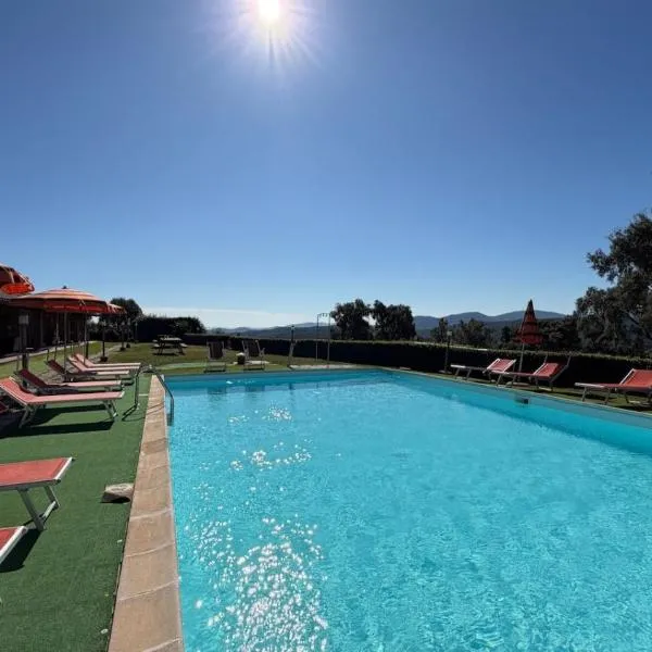 Alma del Lago - Charming Apartments- il Carpignone，位于La Pesta的酒店