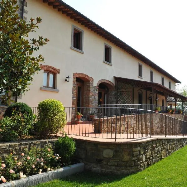 拉托利切拉酒店，位于Serravalle的酒店