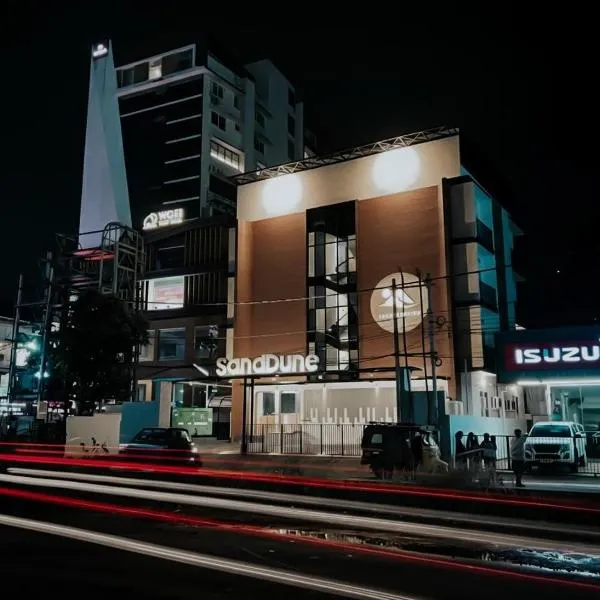 SandDune Luxury Suites，位于埃尔讷古勒姆的酒店